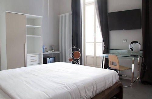 Roman Quarter Hotel | Piazza Castello Suite