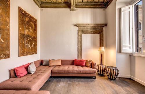 Rione VII Regola Apartment | Piazza Farnese exclusive view 2 bedroom en suite