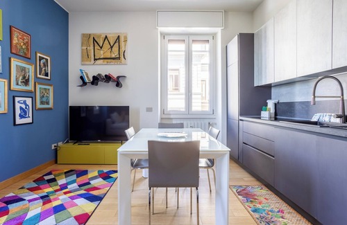 Porta Romana Apartment | Piazzale Lodi - Two Bedroom Apartment, Sleeps 5