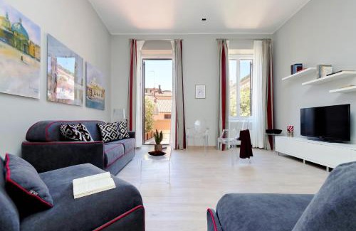 Rione IV Campo Marzio Apartment | Piazzetta Margutta - My Extra Home