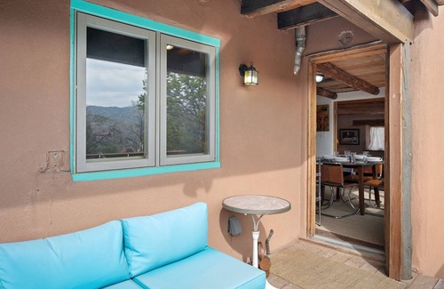 Historic Eastside House | Picacho Peak - Phenomenal Views, Adobe Home