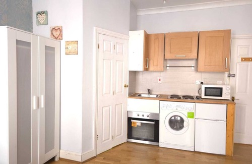 London City Centre House | Piccadilly Theatreland Studio