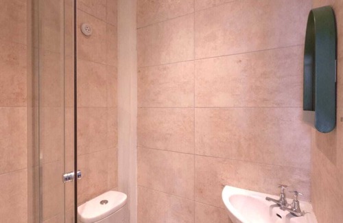 London City Centre House | Piccadilly Theatreland Studio
