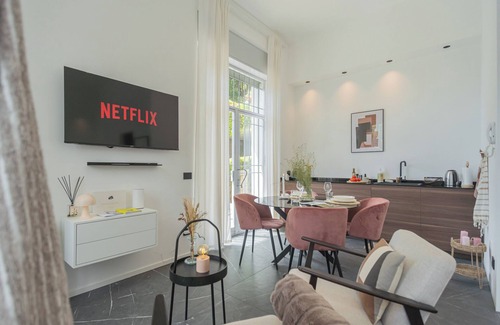 Carate Urio Apartment | Piccola Como Lotus - Studio Apartment, Sleeps 2