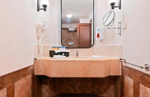 Village Road Resort | Pickalbatros Citadel Resort Sahl Hasheesh