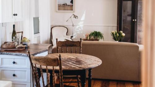 Beechworth Apartment | Picketts Cottage