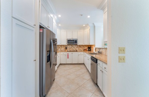 Carrabelle Condo | Pickleball and Pool Paradise 2b/2b