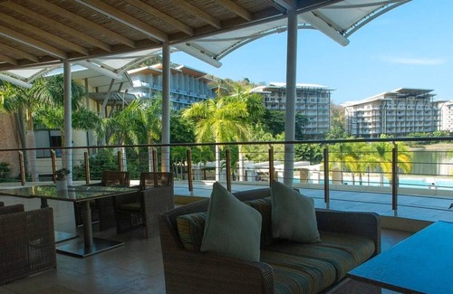 Nasugbu Apartment | Pico de Loro Beach and Country Club Mirlit512br