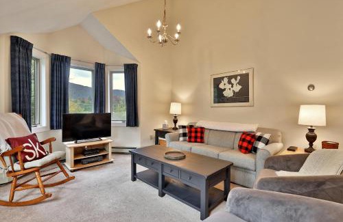 Killington Apartment | Pico Mountain Condo E306 condo