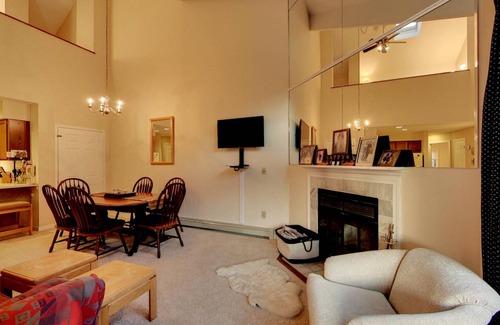 Killington Apartment | Pico Village Resort H304