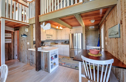 Cataumet Cottage | Picture perfect guest cottage offers privacy, sea breezes and views