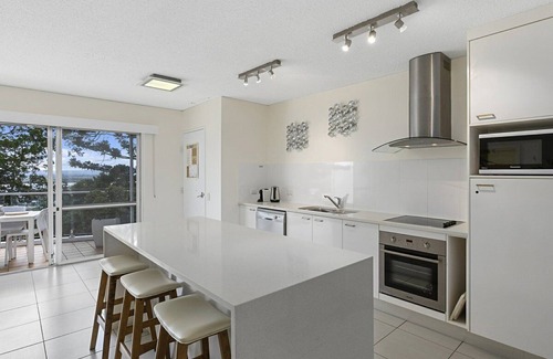 Noosa Heads Apartment | Picture Point 11 Penthouse apartment with rooftop deck & spa and stunning Views
