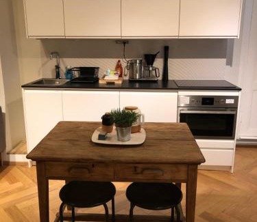 Ullanlinna Apartment | Picturesque Area in Helsinki Center Apartment