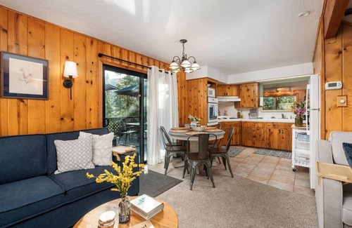 West Village Cabin | Piece of Paradise ~ Dream Deck + A/C