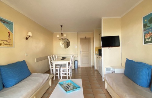 Les Issambres Apartment | PIEDS DANS L'EAU MER & PISCINE - SEA VIEW "Résidence Les Rivages des Issambres