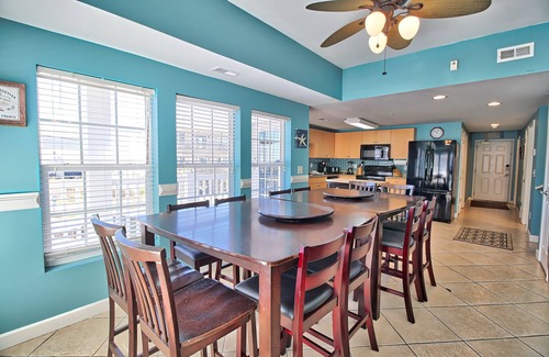 Cherry Grove Beach Condo | PierWatch#105-Sat to Sat-6bd/4ba-Sleep12-6beds-Balcony-Golf Cart Allowed-2ndRow