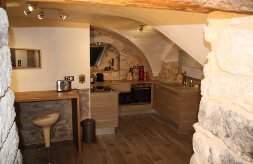 Les Matelles Cottage | "Pietra Viva "Luxury stone house Montpellier Pic-Saint-Loup, sauna and spa.