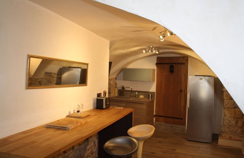 Les Matelles Cottage | "Pietra Viva "Luxury stone house Montpellier Pic-Saint-Loup, sauna and spa.