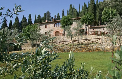 Pieve a Presciano Apartment | Pieve A Presciano Apartment Sleeps 6 Pool WiFi
