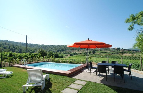 Pieve a Presciano Villa | Pieve A Presciano Villa Sleeps 6 Pool WiFi