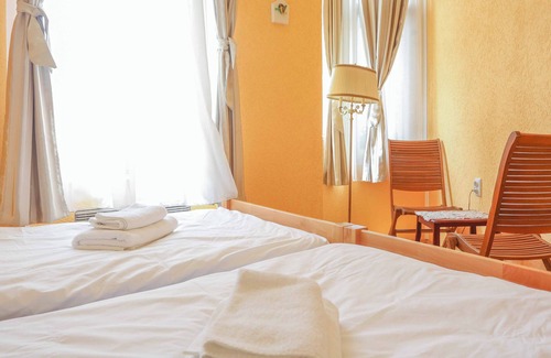 Old Town Hotel | Pigeon Square Rooms