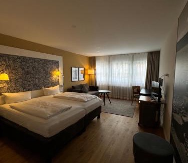 Uhldingen-Muehlhofen Hotel | Pilgerhof und Rebmannshof