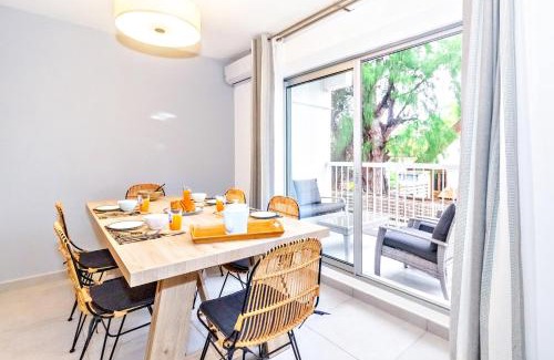 Grand Fond Apartment | Pinacle - beau duplex refait à neuf proche plage