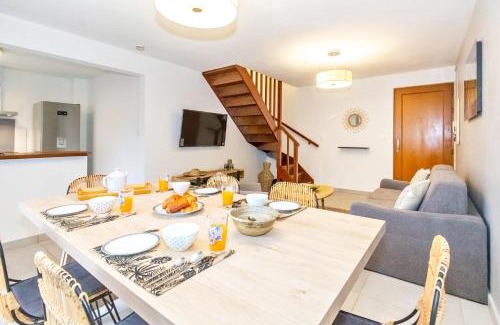 Grand Fond Apartment | Pinacle - beau duplex refait à neuf proche plage