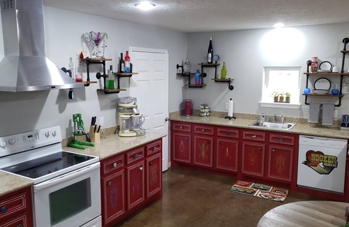 Bryan House | Pinball, pool table, slot machine, shuffleboard, adult drink machines, 65" TV