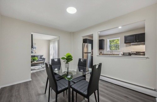 Newark Apartment | Pine Brook 120 I Pool Gym I Free Parking !