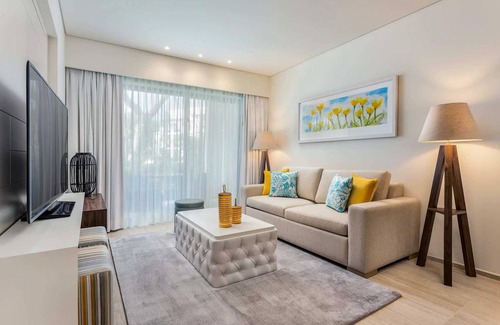 Olhos D'Agua Apartment | Pine Cliffs Garden Suite I