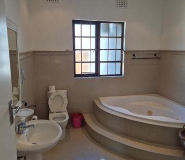 Pinelands Apartment | Pine House - self-catering