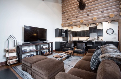 Deer Valley Condo | Pine Inn at Trail's End Lodge - Three Bedroom Residence with Spa #5