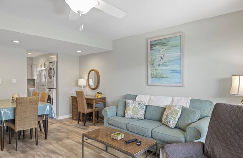 Pine Knoll Shores House | Pine Knoll Townes 92, Oceanfront Townhouse in Pine Knoll Shores, NC!