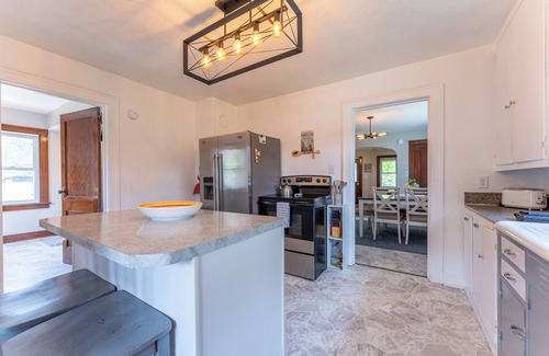 Ely House | Pine Park - Charming 5 BR home