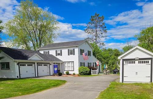 Pittsfield House | Pine Tree Trail Lodge