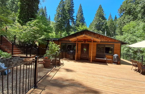 Apple Hill House | Pine View Paradise, Apple Hill Orchards/Wineries, All of Sept Mon-Thurs 123/nite