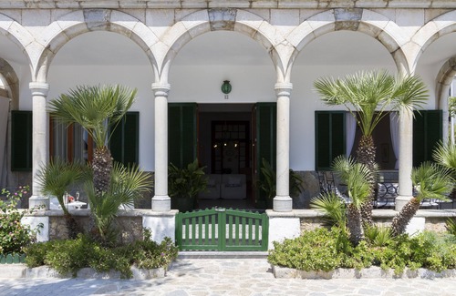 Puerto de Pollensa House | Pine Walk - 19th century House on the beachfront