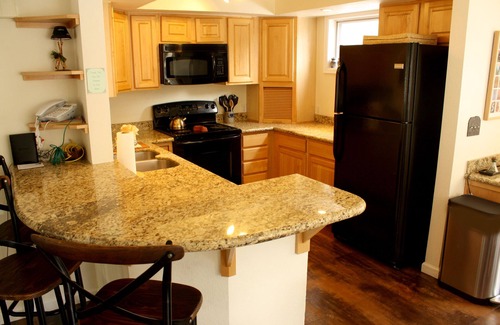 Warrior's Mark House | Pinecreek #I - 4 BR: Close to Town- Shuttle to Slopes- Pool & Hot Tub Access