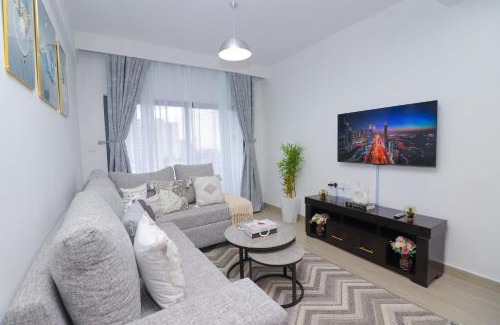 Kilimani Apartment | Pinecrest View one bedroom with heated swimming pool and Sauna