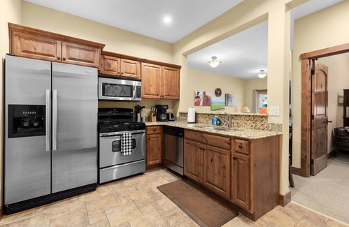 Whitefish Condo | Pines 4 bedroom with great ski access! AC for hot summer days/Underground parking/ski locker room