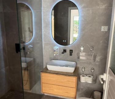 Himare House | PineSide Rooms