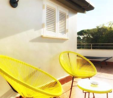 Latina Lido Apartment | PINETA BLU, Villa sul mare con due appartamenti indipendenti tra Terracina e Sperlonga