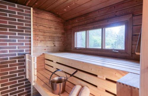 Pyha Ski Chalet | Pinetree Cottages Cozy log cabin