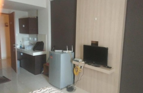 Cileunyi Hotel | Pinewood Apartment By Muslim