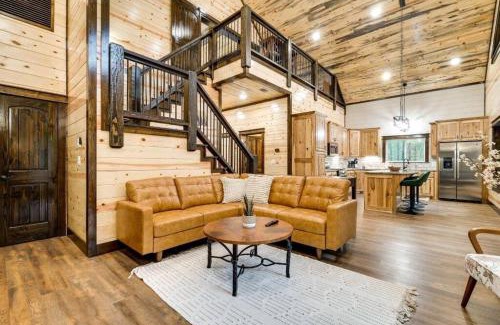 Broken Bow Villa | Piney Acres