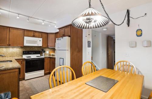 Killington House | Pinnacle B22