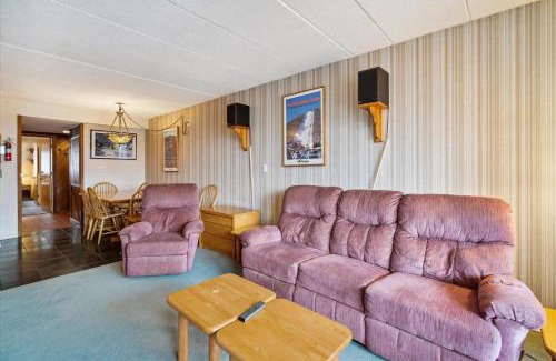 Killington House | Pinnacle F20