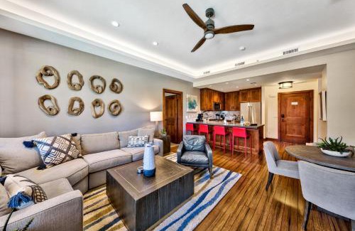 Lakeside Park Apartment | Pinnacle Stateline Resort BBQ Hot Tub Pool Zalanta 214