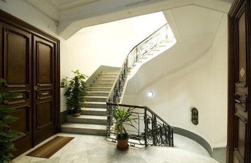 Chiaia Hotel | Pinto-Storey Hotel